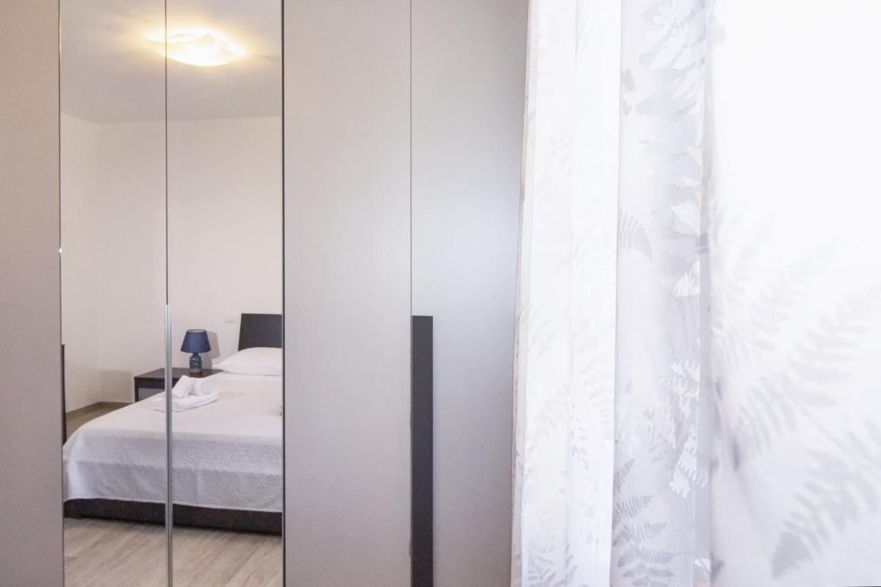 Dd House Family Holiday Apartment Чечина Экстерьер фото