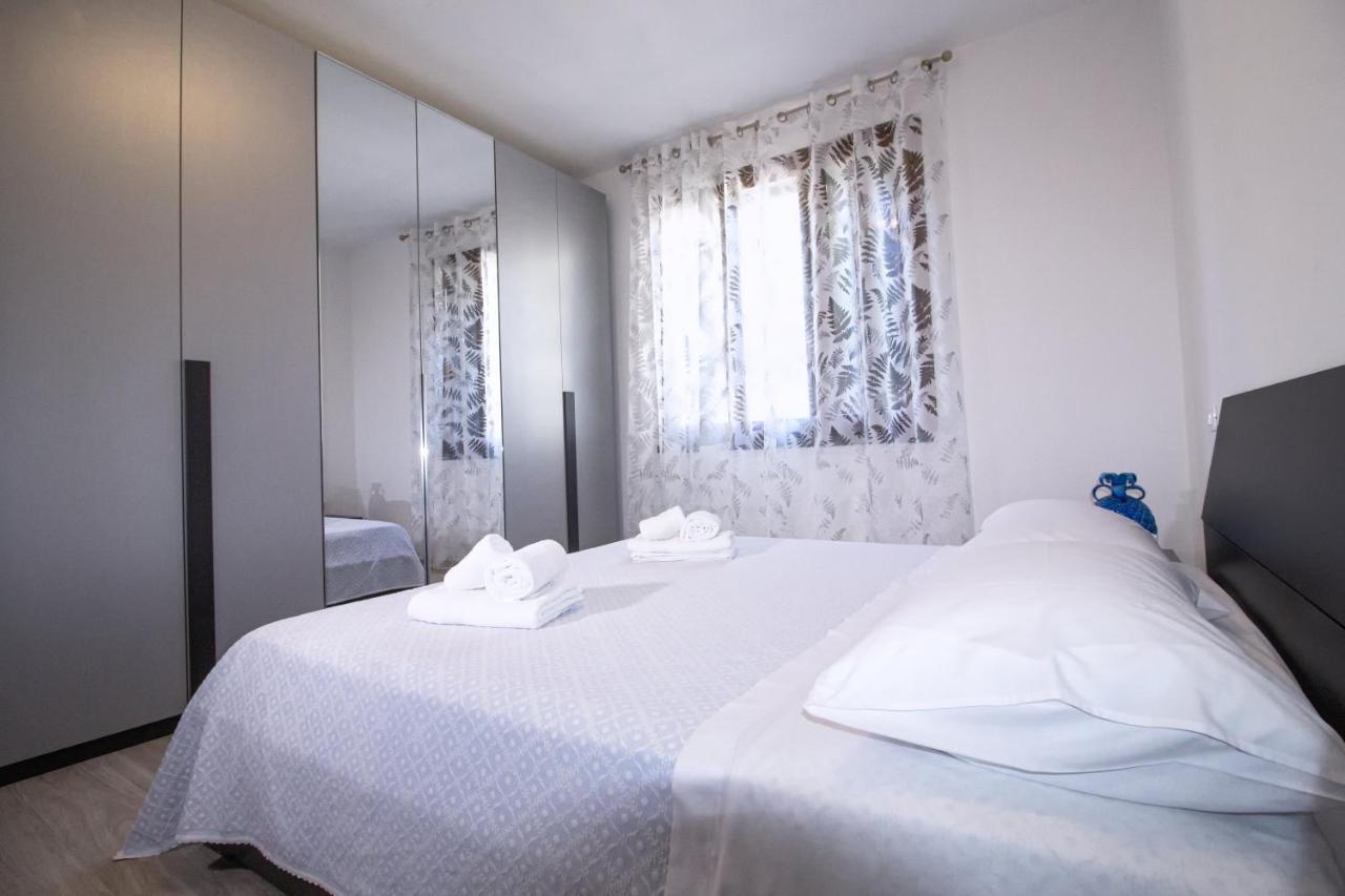 Dd House Family Holiday Apartment Чечина Экстерьер фото