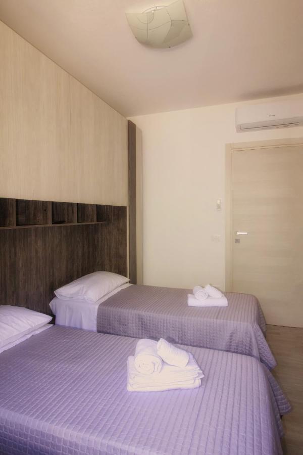 Dd House Family Holiday Apartment Чечина Экстерьер фото