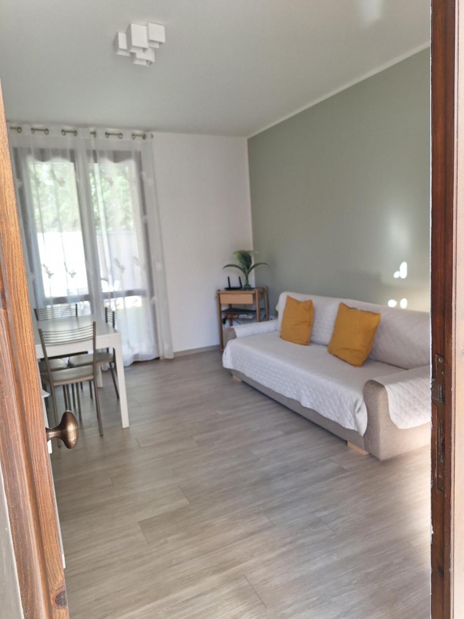 Dd House Family Holiday Apartment Чечина Экстерьер фото